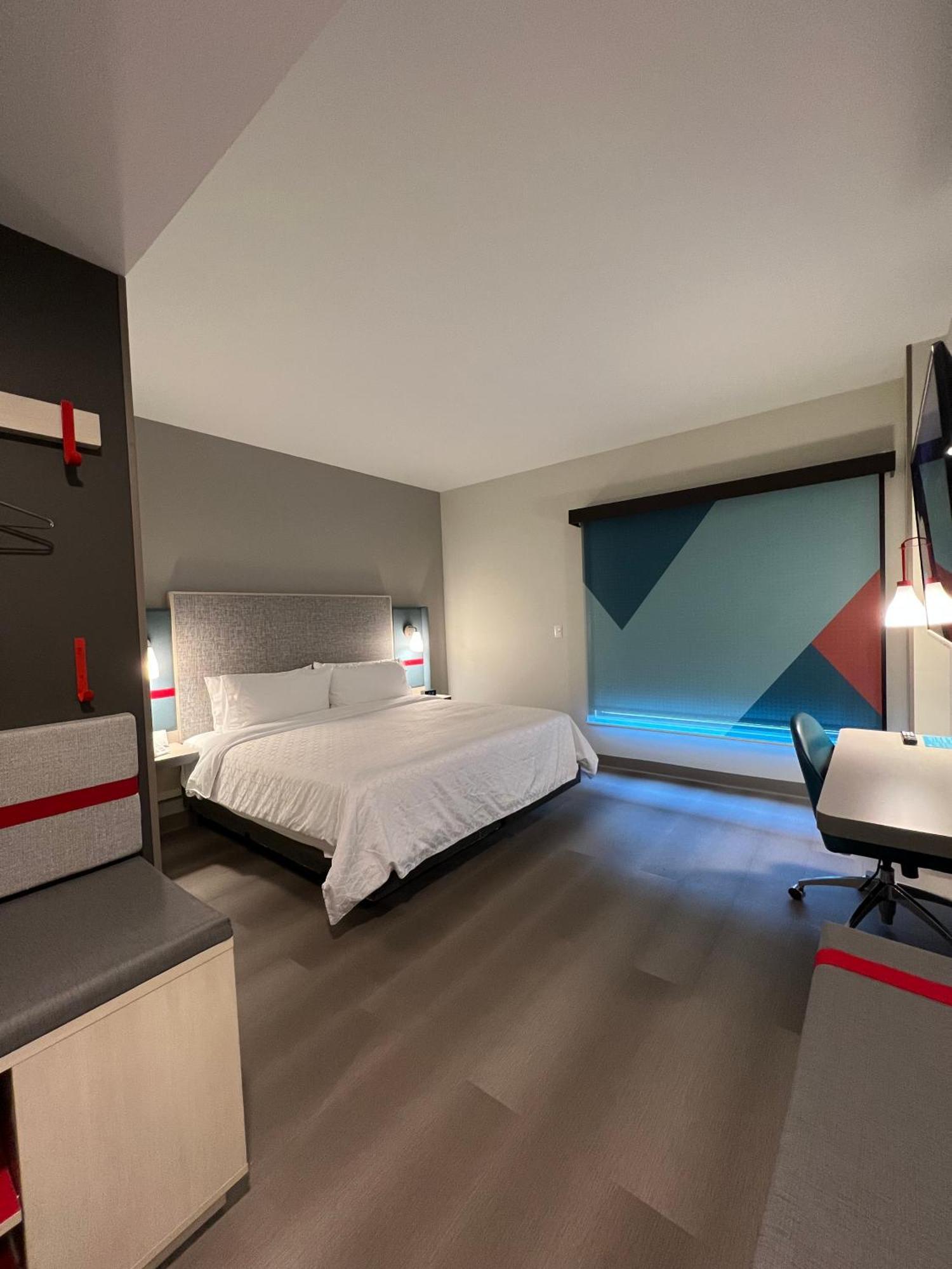 Avid Hotels - Guadalajara Av Vallarta Pte By Ihg Сапопан Номер фото